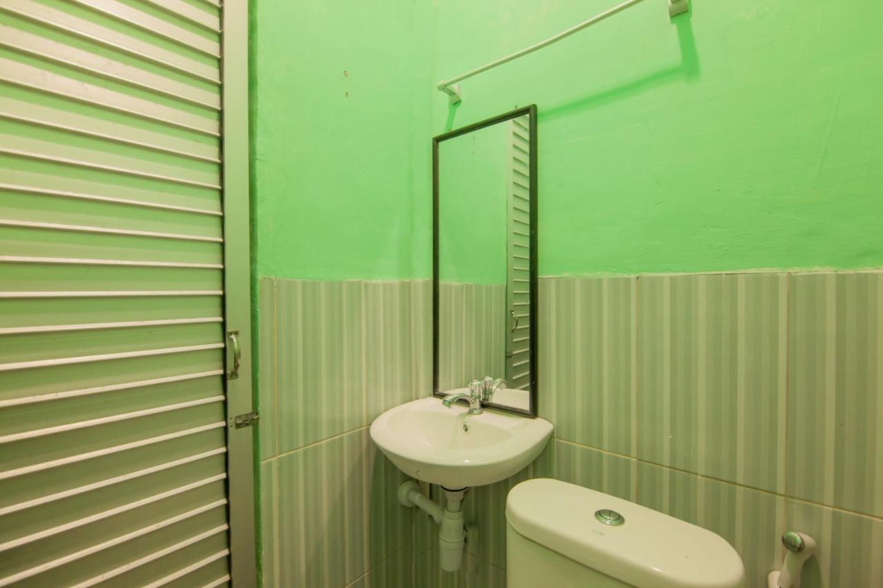 Oyo 2310 Residence 68 Пематансиантар Екстериор снимка