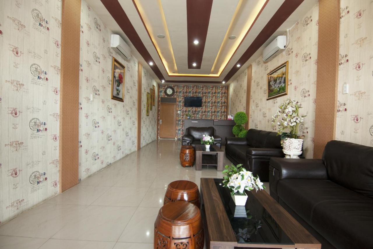 Oyo 2310 Residence 68 Пематансиантар Екстериор снимка